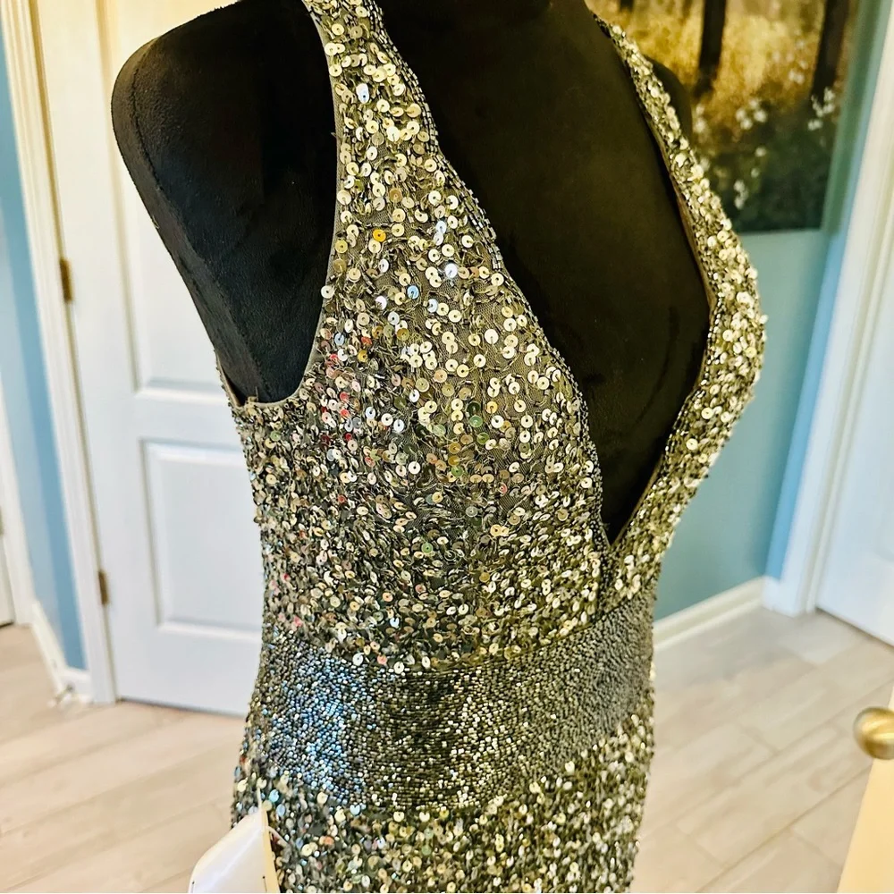 Mac Duggal Sequin V-Neck Empire Waist Sleeveless  Gown Size 8 Charcoal NWT 4930 - Picture 9 of 15